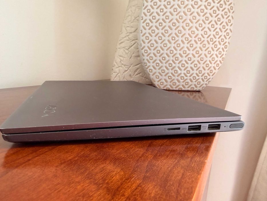 Lenovo Yoga Slim 7-14ARE05|Ryzen 7-4700u Octa Core|16Gb Ram|Ssd 512Gb