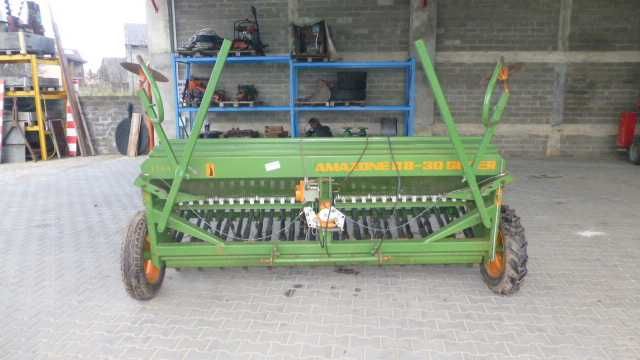 Siewnik AMAZONE D8 - 30 SUPER