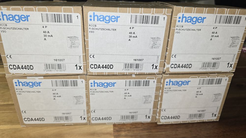 Hager CDA440D Wyłącznik różnicowoprądowy Zestaw 6 sztuk