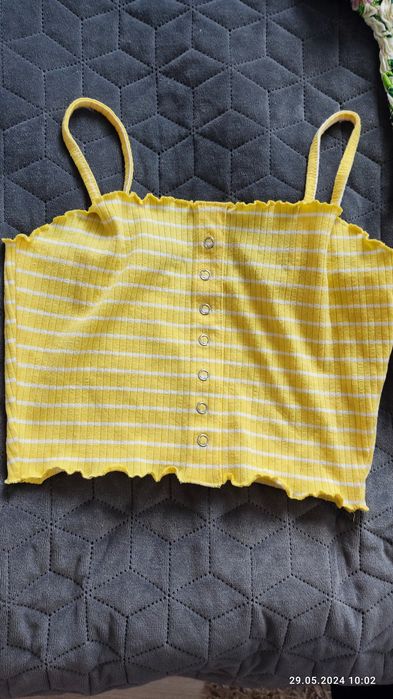 Zestaw kolorowych topów xs