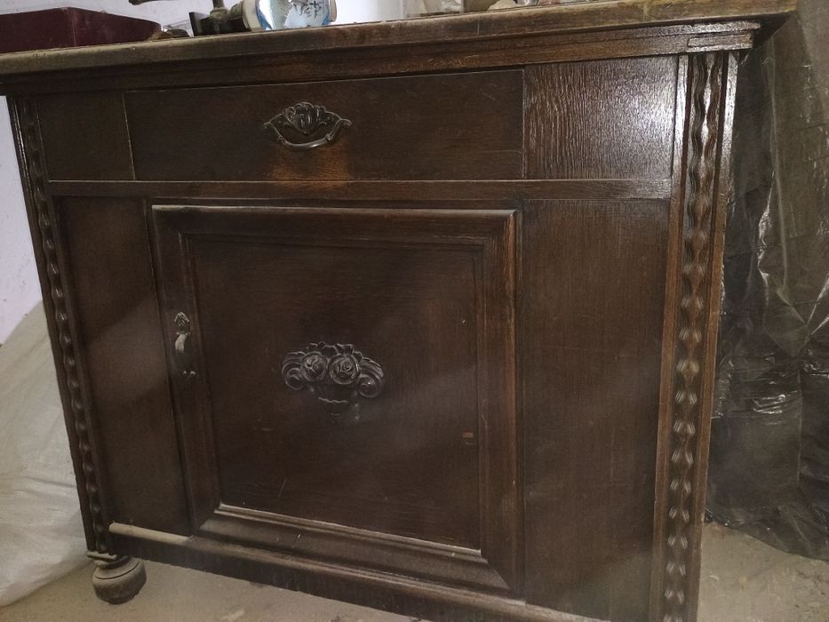 Stara komoda drewniana