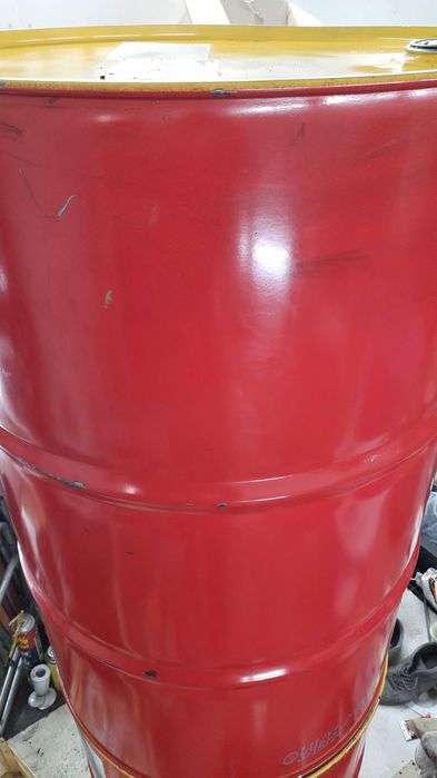 Beczki  60l. 60 l. beczka po oleju stan bdb.