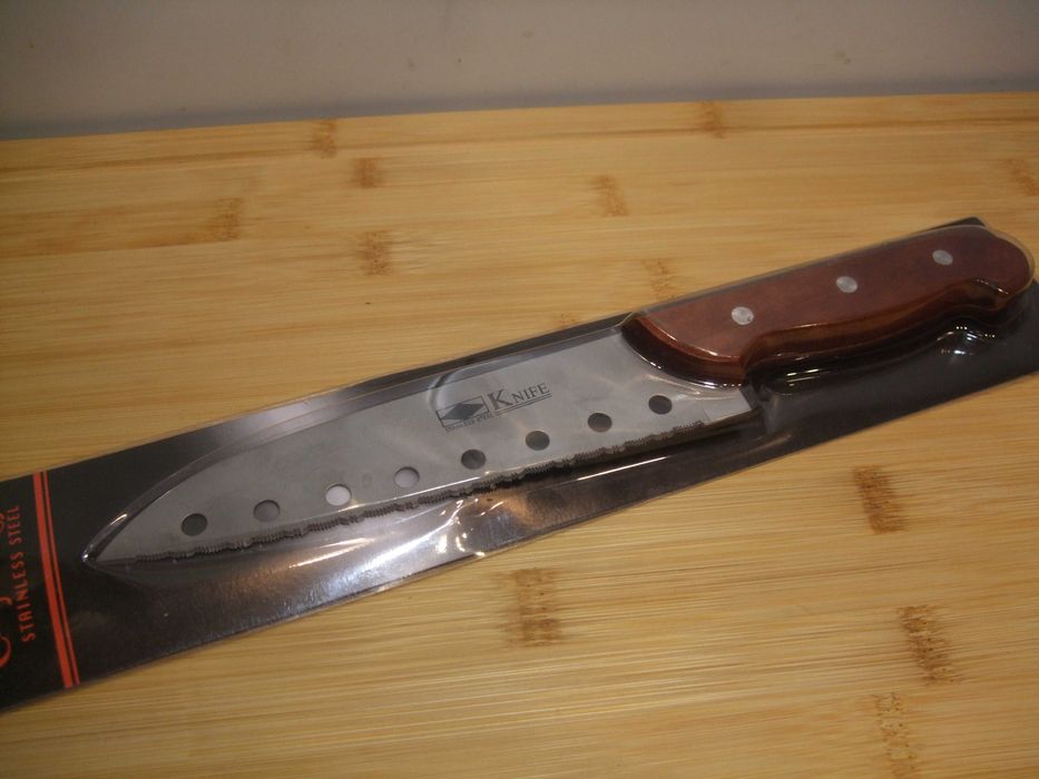 Nóż SZEFA KUCHNI z OTWORAMI Drobna Piłka do Warzyw PIECZYWA 16/30 cm.