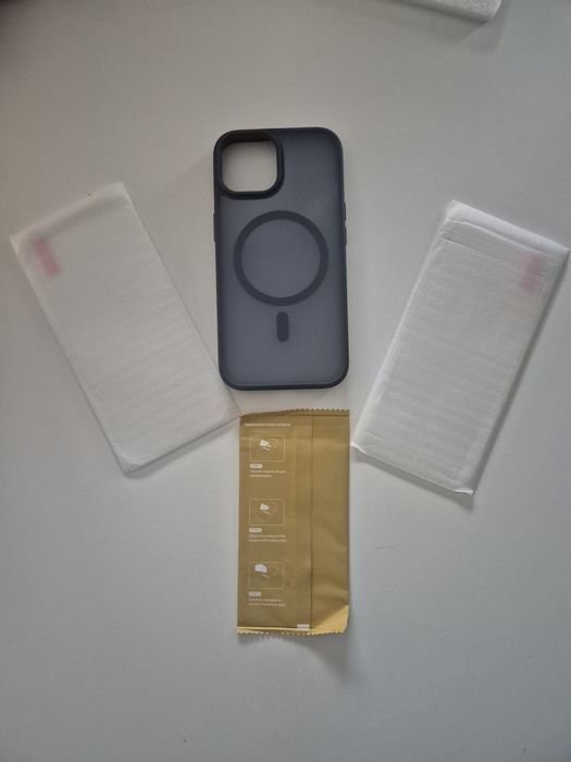 Capa iphone 15 com película