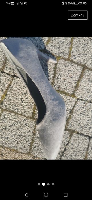 Czółenka na obcasie