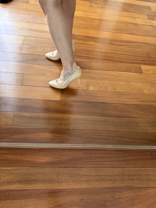 Sapato salto alto Miu Miu