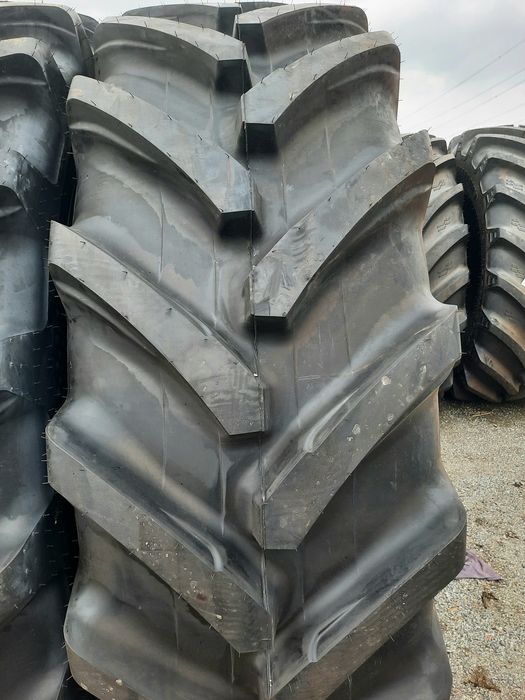 Opony 400/75 R38 (15.5 R38) Ceat Farmax R70 / Alliance
