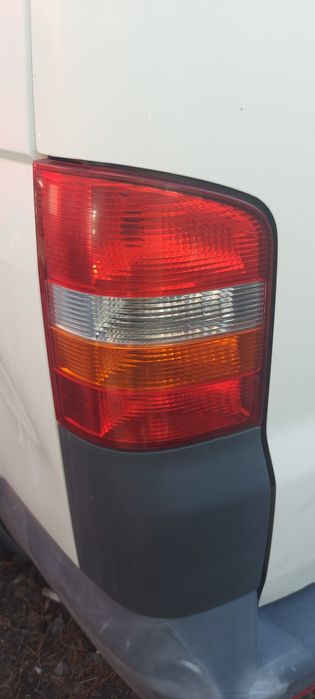 Задні ліхтарі Volkswagen Transporter T5