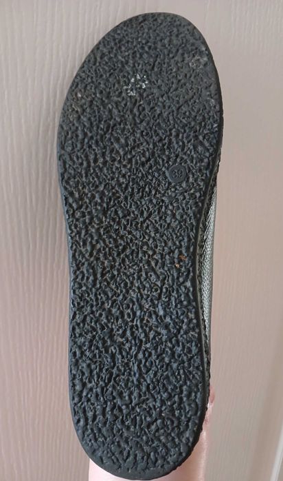 Туфли, мокасины, кеды женские кожаные.