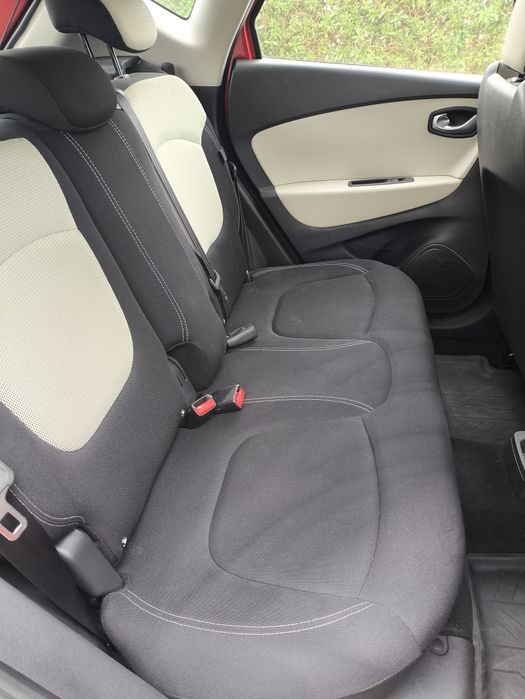 Renault Captur  Semi novo 1.2TCe 120 cv