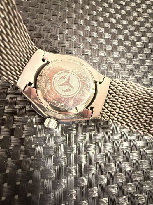 Продам надійний годинник