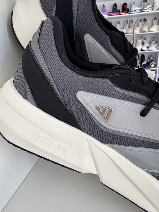 Кросівки adidas Lightblaze колір сірий JS0913 42-45 оригінал