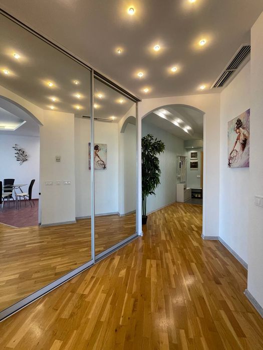 Квартира погодинно, подобово 2 кв в Мост сіті