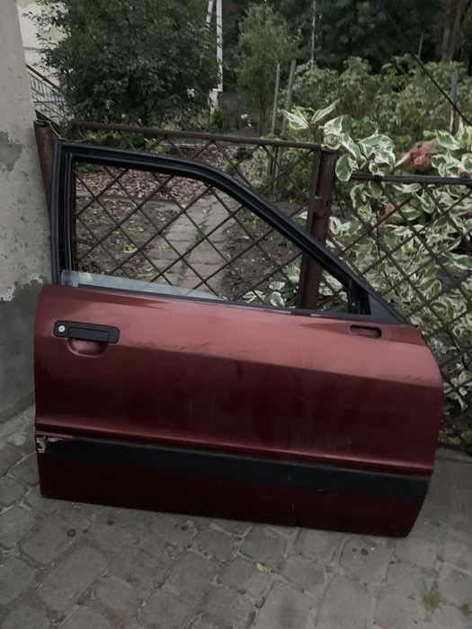 Двері до audi 80