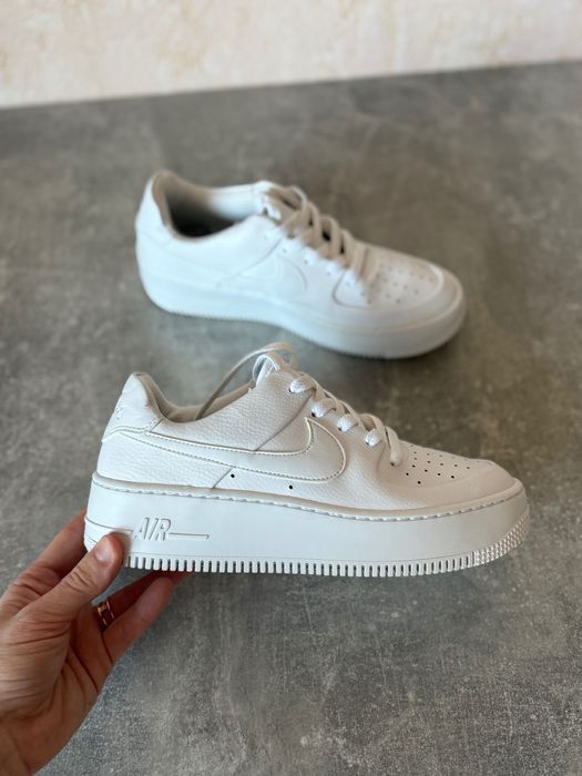 Кросівки Nike W Air Force 1 Sage Low, 38.5 розмір 25 см