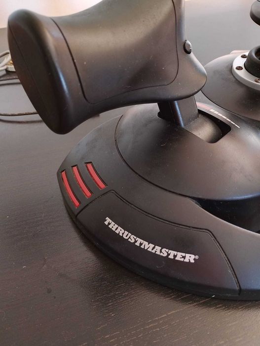 Consola Thrustmaster T. Flight Hotas X