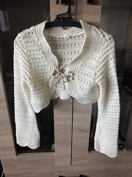 Bolerko nowe 140 cm