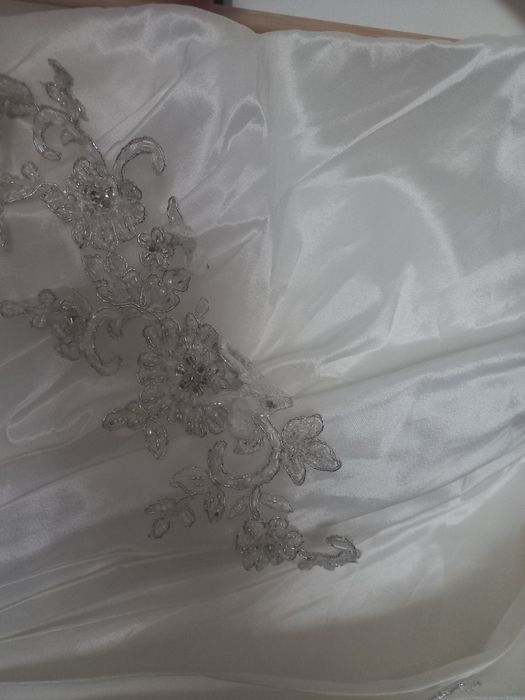 Suknia ślubna 40 romiar