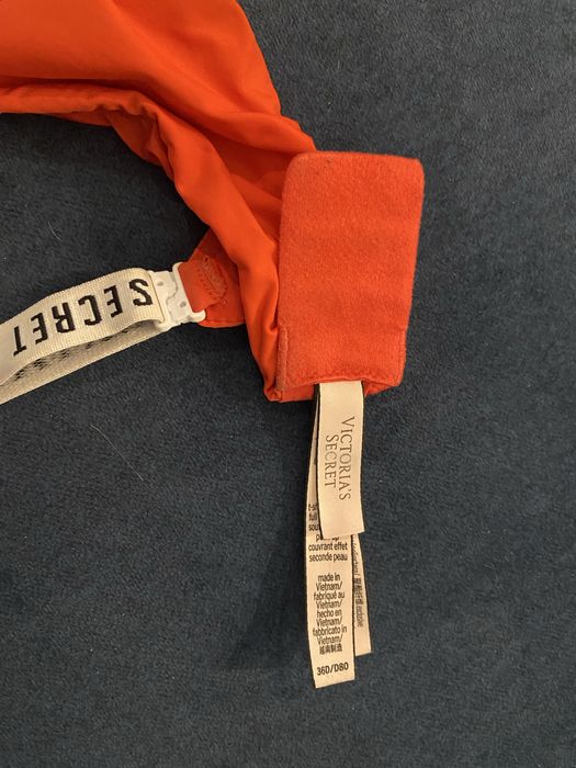 Biustonosz top secret 80 D