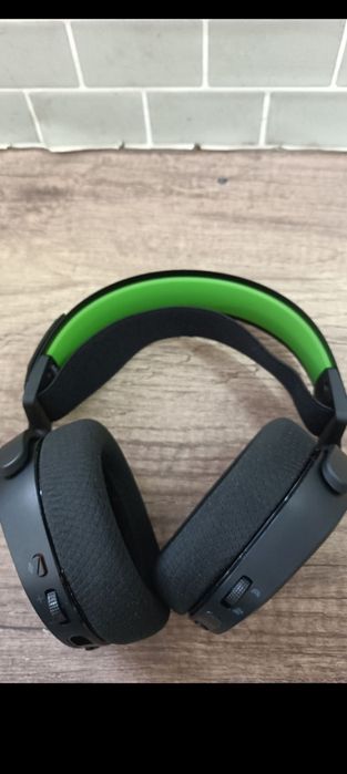 Бездротова ігрова гарнітура SteelSeries Arctis 7X+