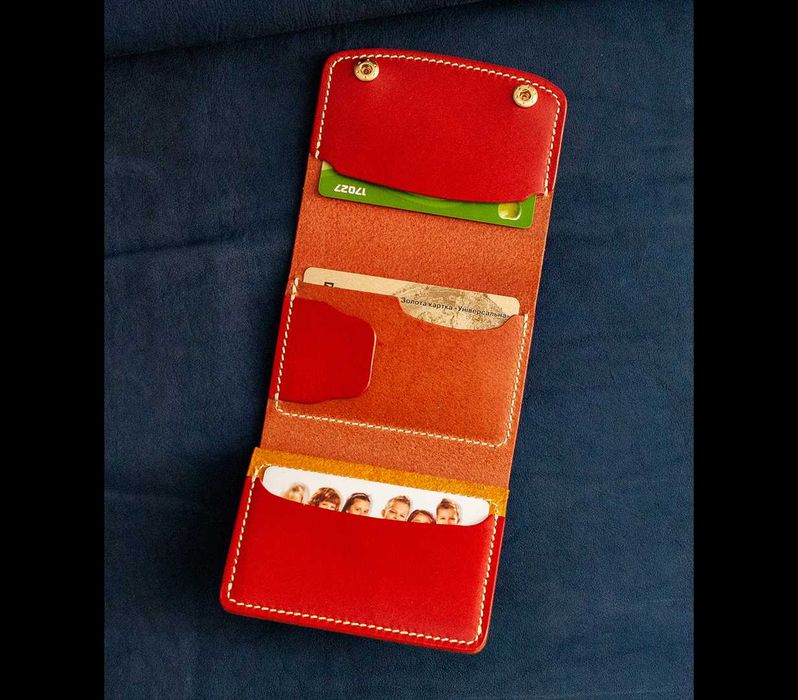 Необычный женский красный кошелек из натуральной итальянской кожи