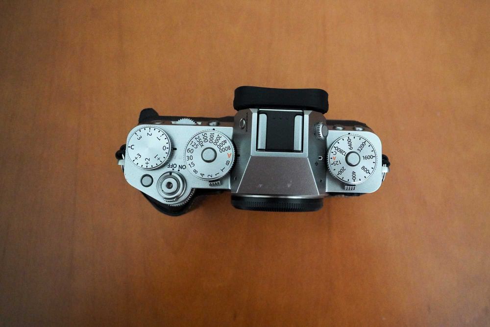 FUJIFILM X-T5 (Silver) - (Reservada)