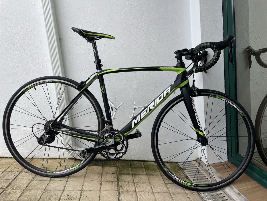 Bicicleta estrada Merida Scultura 4000