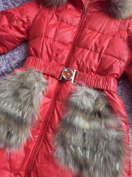 Червона куртка дитяча  з натуральним хутром