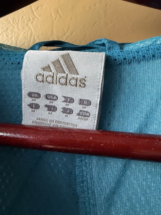 Ветровка мужская размер S Adidas