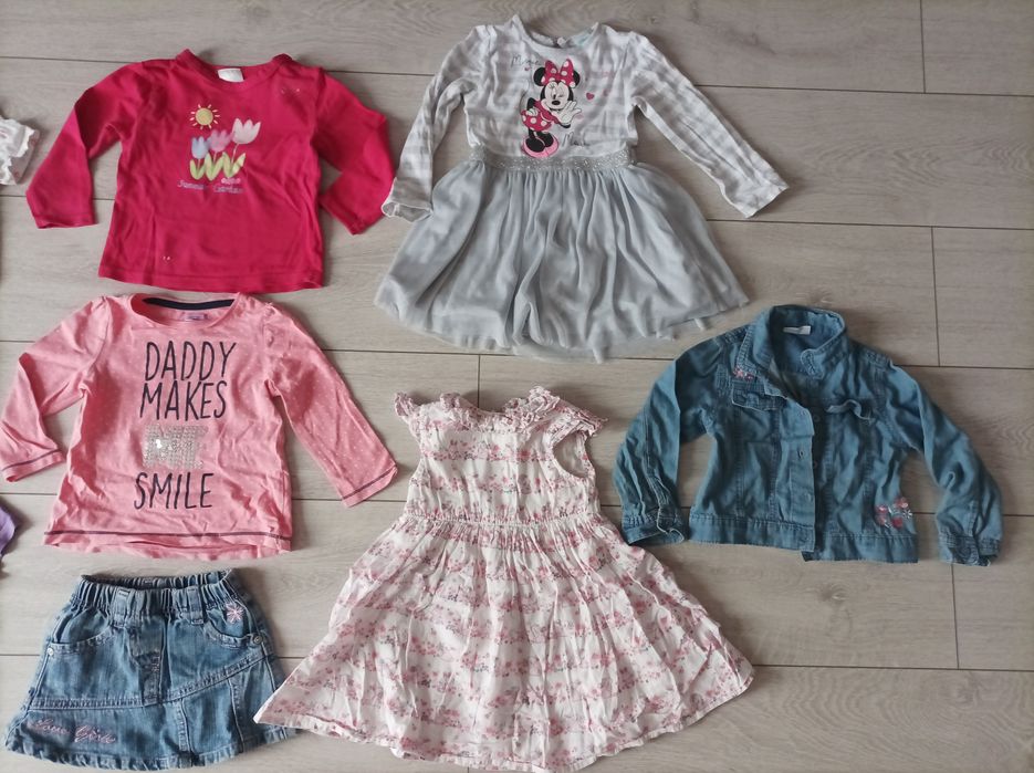 Ubranka wiosenne dziewczynka 86 Paczka sukienki bluzki rampersy