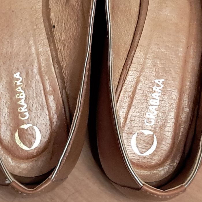 Wygodne, płaskie półbuty typu oxford Grabara 39