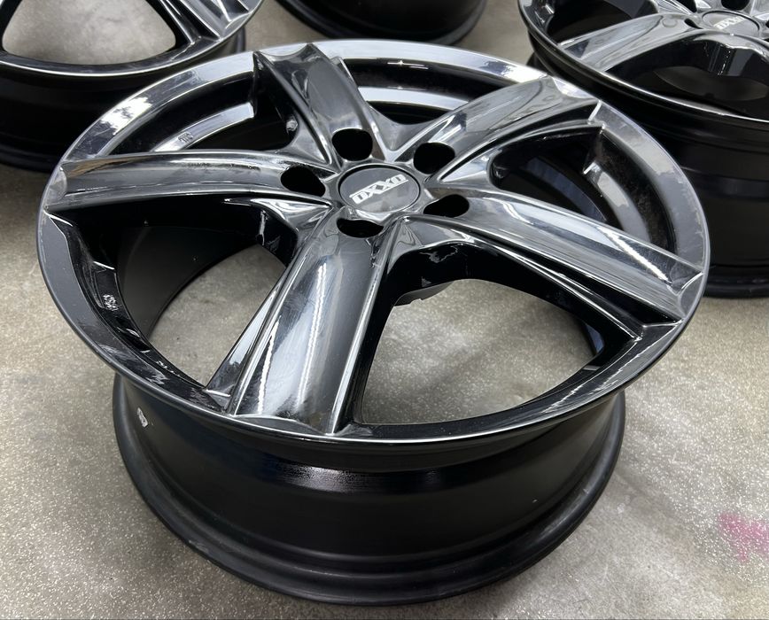 Диски R17 5 112 et40 J7 Audi VW a4 a6 q3 q5 passat golf skoda a7 b7 b8