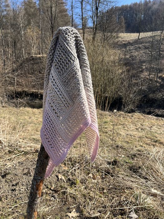 Chusta szydełkowa merino akryl