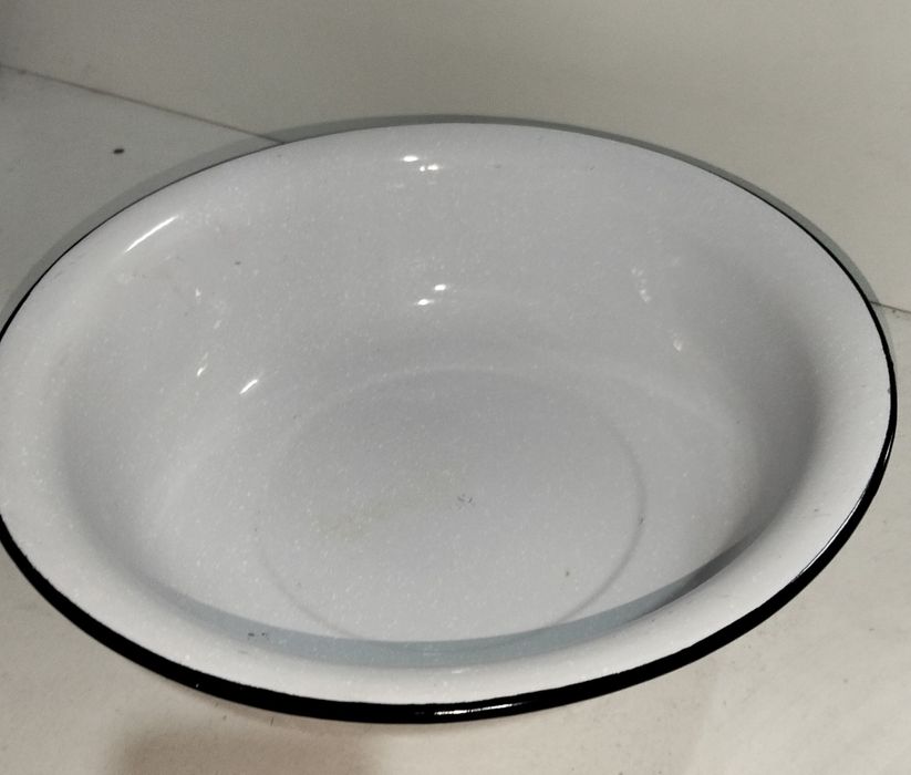 Antiguidade - Bacia esmalte