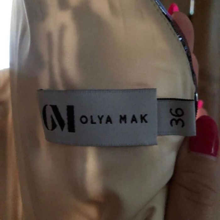 Вечірня сукня