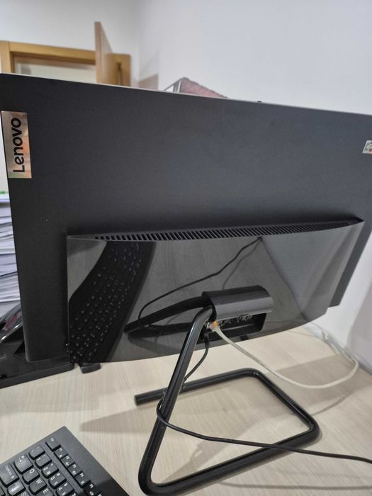 Computador IdeaCentre AIO3 24ARE05