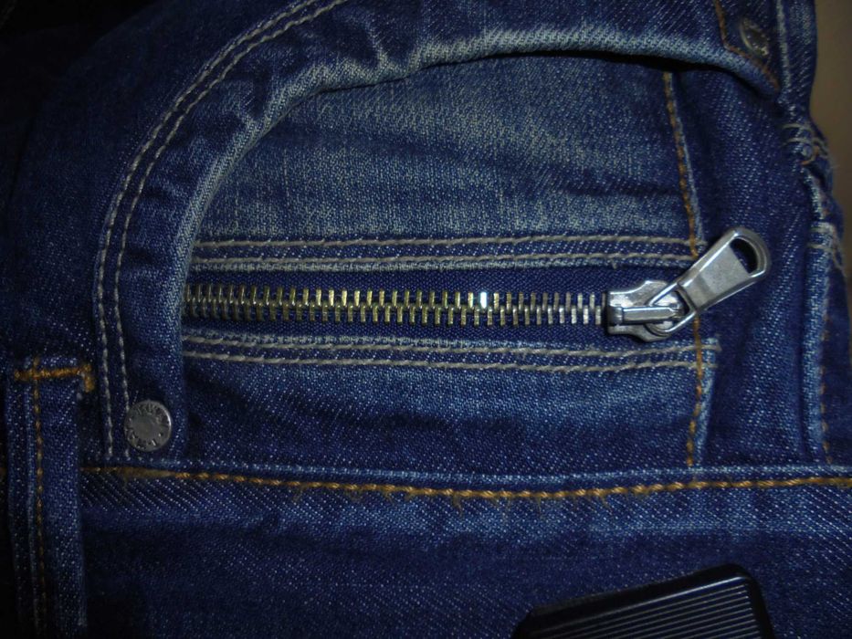 calça de homem de ganga