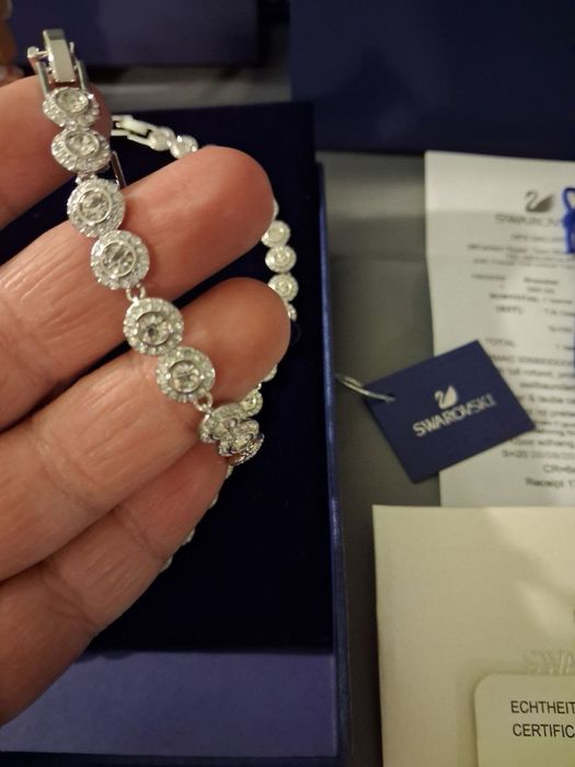 Swarovski ( Una Angelic )