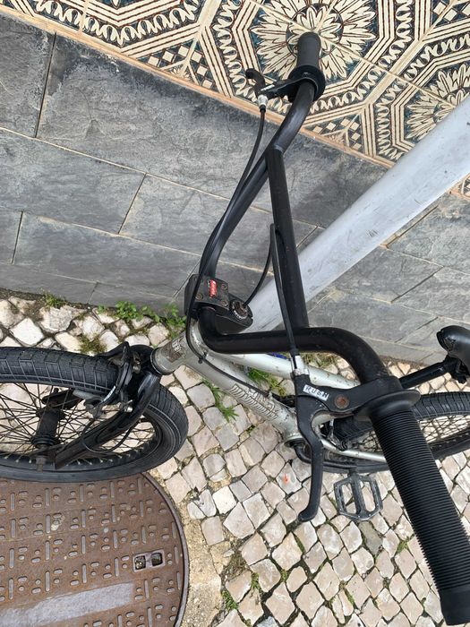 Bicicleta BMX Diamondback