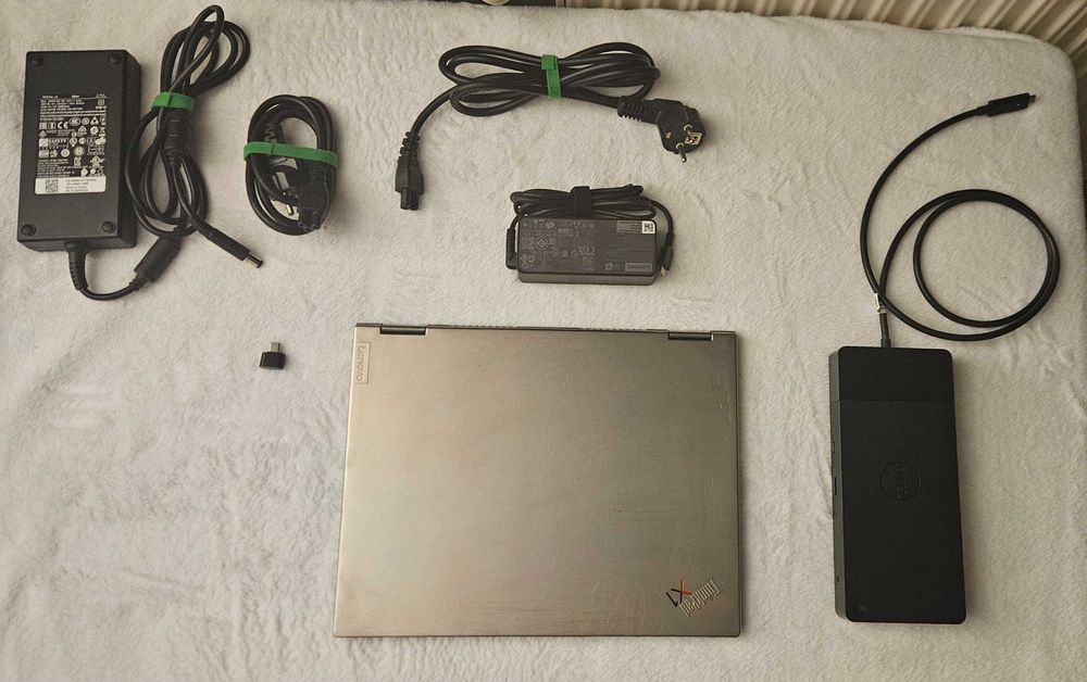 Laptop Lenovo ThinkPad X1 | i7-11GEN| 16GB| 1TB SSD| DOTYK + STACJA