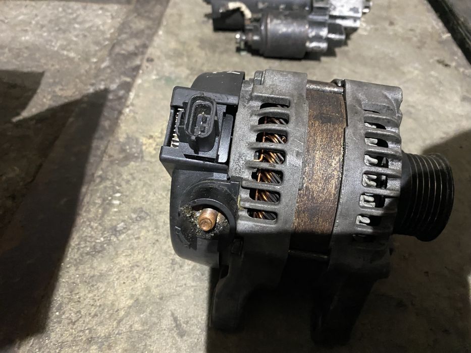 Генератор форд фокус 1.6HDI мазда пежо сітруєн