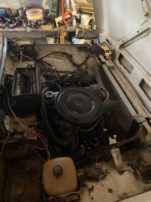 Продам ниву 2121