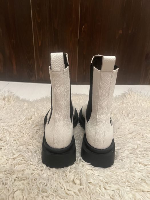 Черевики жіночі Італія Laura Bellariva 39