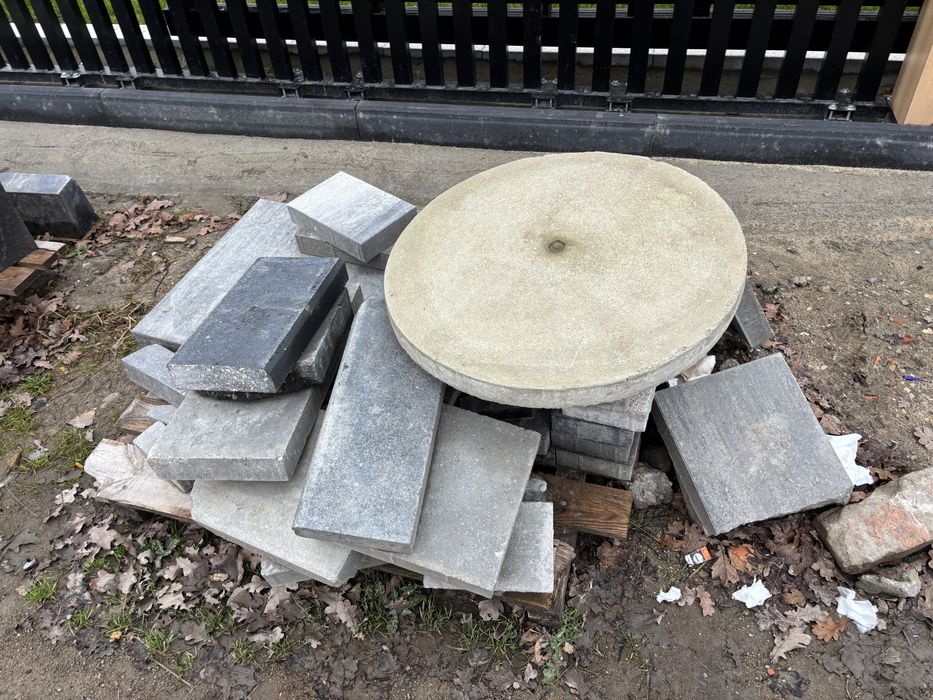 Właz betonowy na szambo