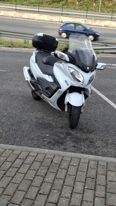 Suzuki Burgman 650