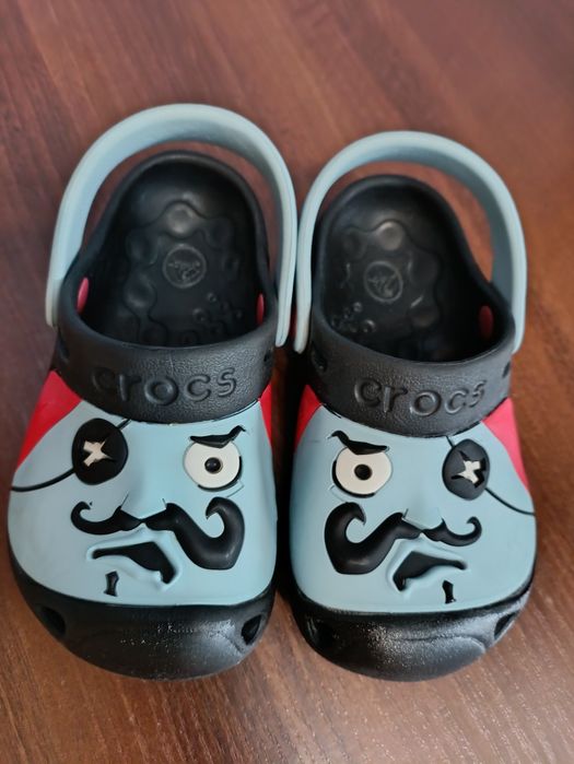 Crocs C 8-9 розмір 25-26