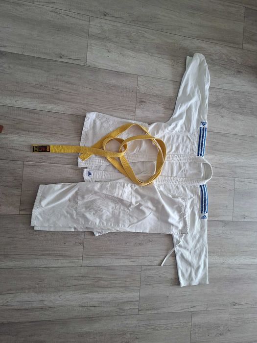 judoga biała treningowa adidas 150