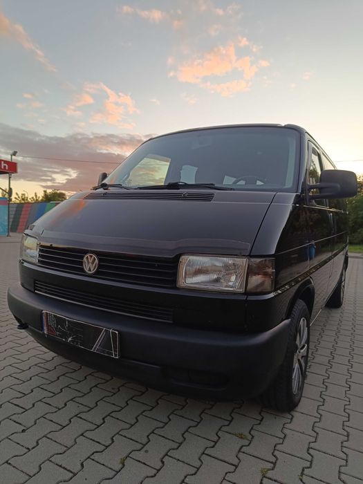 Volkswagen Transporter T4 2,5 benzyna klimatyzacja 9 osobowy