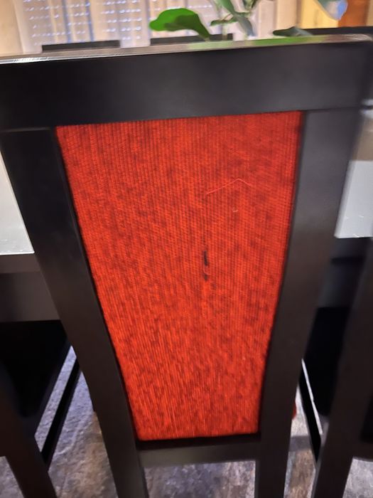 Vendo 6 cadeiras sala jantar