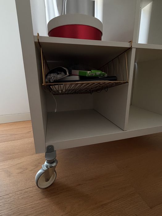 Estante branca  KALLAX Ikea